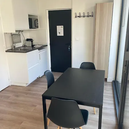Appartement Moderne A 15mn De La Defense *